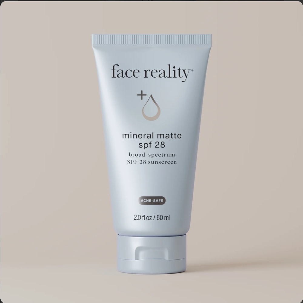 Face Reality Mineral Matte SPF 28 (2 Fl Oz)
